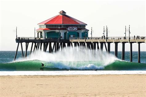 Epic Waves At The Huntington Beach Pier Southern California, 53% OFF