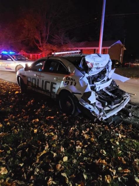 Man 'deliberately' rams into Clarksville, TN police car, injures officer