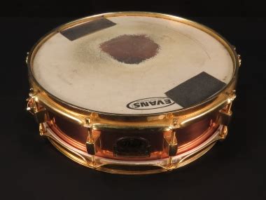 How is a Puerto Rican bomba drum created? | Smithsonian Music