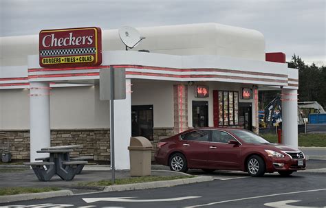 Checkers opens restaurants in area | News, Sports, Jobs - The Northern Virginia Daily