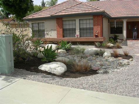 Front Yard Xeriscape Ideas | This is a fabulous rock-scaping front ... | Xeriscape | Front yard ...