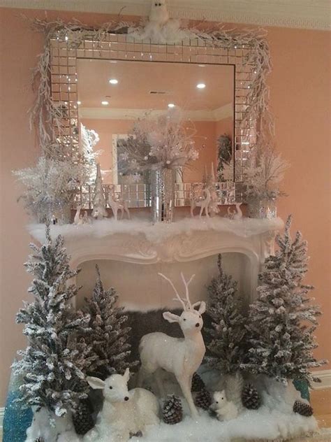 50 Elegant Christmas Mantel Decor Ideas | Christmas mantle decor ...