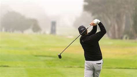 10 lefty-golfer struggles that right-handers have no idea about