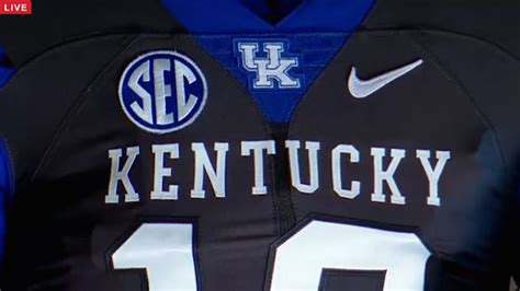 Photos: Kentucky football unveils new Nike uniforms for 2016