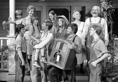 At 50, ‘The Waltons’ still stirs fans’ love, nostalgia | Pittsburgh ...