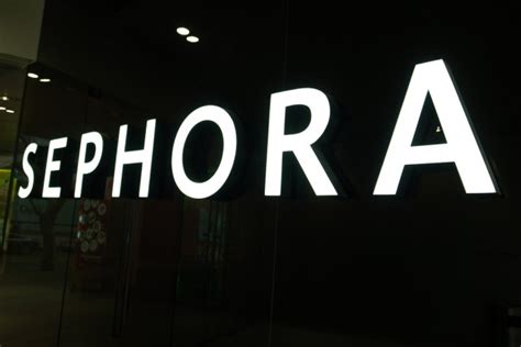 Sephora Is Giving Away Some Awesome Apps And Music