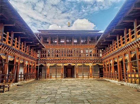 Jakar Yugyal Dzong | Bhutan Travel | Druk Asia