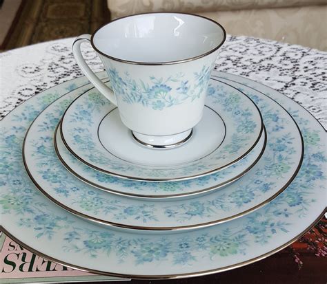 Noritake Milford 20 Piece China Set 5 Piece Place Setting High-End Blue ...