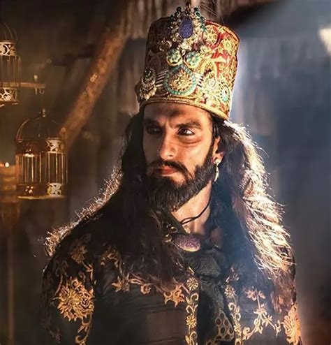 On Padmaavat’s 75 days, Ranveer Singh gives a glimpse of what we missed ...