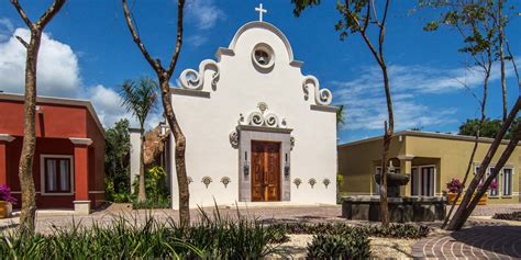 El Pueblito | A Traditional Town Square | Mayakoba Mexico