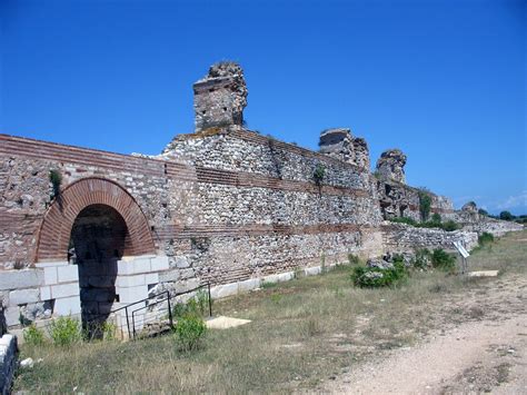 Nicopolis ruins (Greece) Photo from Nikopolis in Preveza | Greece.com