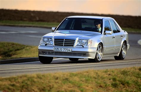 Blast from the past! Mercedes-Benz E 500 - The V8 saloon with sports ...