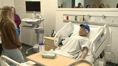 KC university uses simulation lab to attract more students into nursing - YouTube