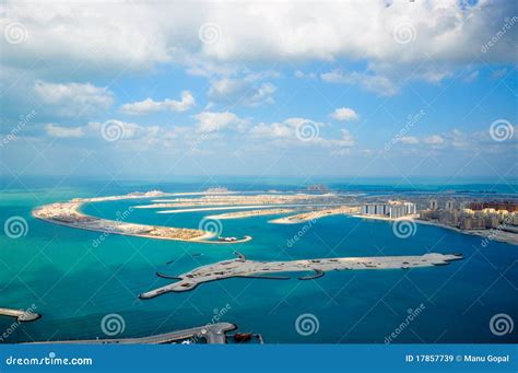 Palm beach dubai stock image. Image of island, marina - 17857739