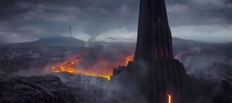 'Star Wars' Just Revealed The Secret Of Darth Vader's Castle And An ...