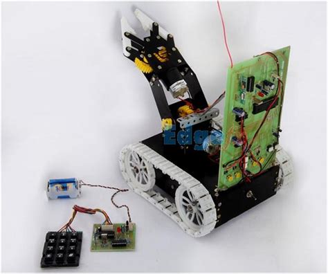 Pick And Place Robotic Arm – Student Project Guidance & Development