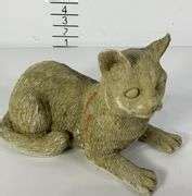 Hide a key cat statue. - Hash Auctions