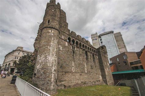 Swansea Castle - The Castle Guide