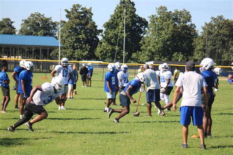 St. Andrews football officially begins practice | Laurinburg Exchange