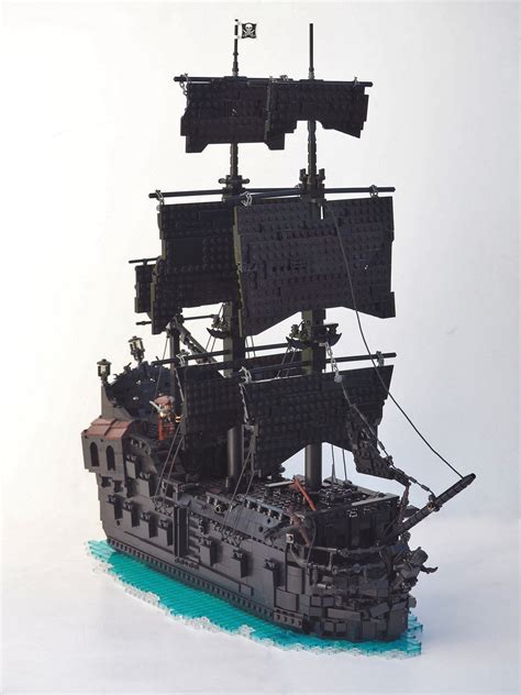 The Black Pearl | Lego pirate ship, Lego boat, Lego