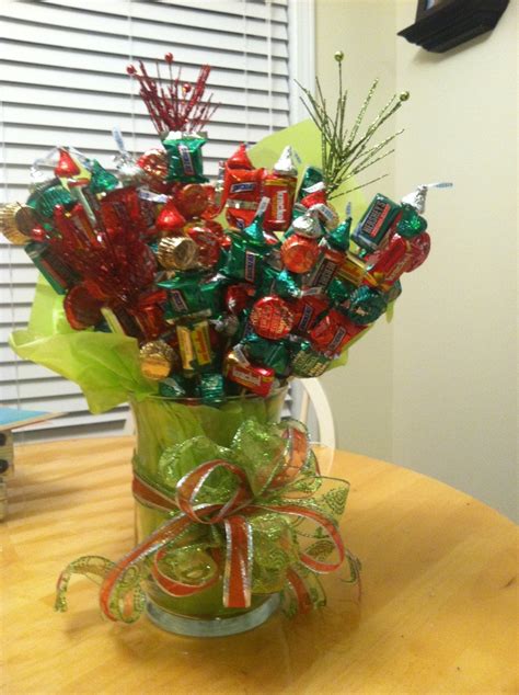 103 best images about Christmas Bouquets on Pinterest | Trees ...