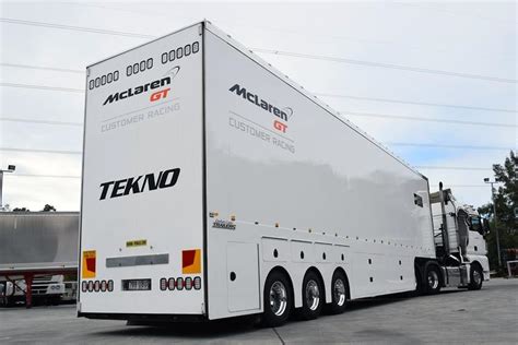 New race trailer from Lusty - trucksales.com.au