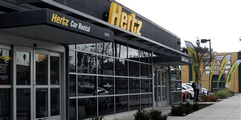 Hertz spikes 68% after revealing plan to sell up to $1 billion in stock ...