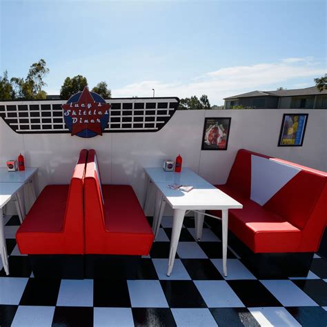 50s Style Diner Booths