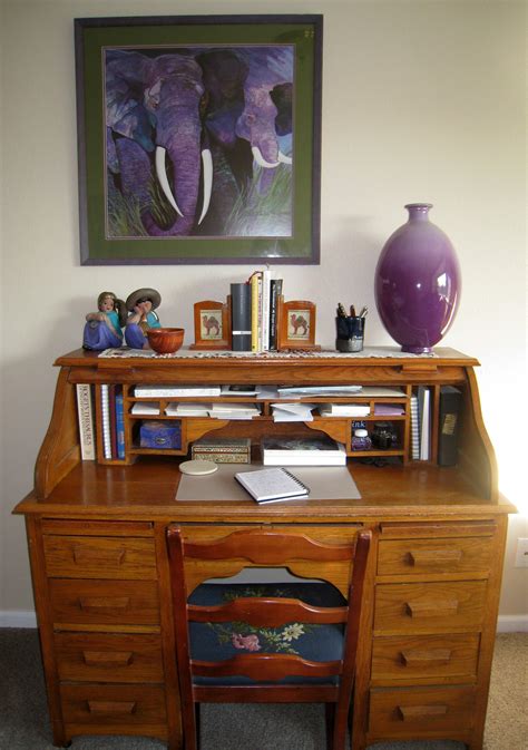 File:Writing desk.jpg - Wikimedia Commons