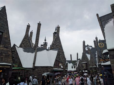 Hogsmeade Village in Wizarding World of Harry Potter (Univ… | Flickr