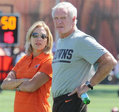 Jimmy and Dee Haslam on a QB at No. 1, new uniforms, 'a long way to go ...