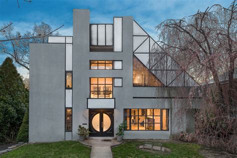 This $1.95 Million House in the Bronx Features Postmodern Architecture Photos | Architectural Digest