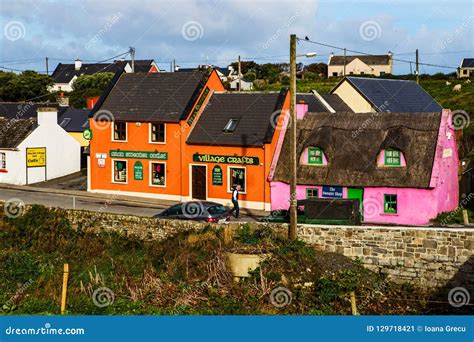 Small Village of Doolin with Craft Shop, Ireland Editorial Photo - Image of small, doolin: 129718421