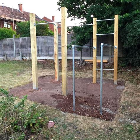 Garden calisthenics, outdoor gym, pull up bars & dip bars, street ...