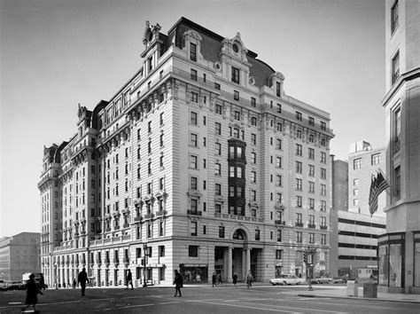 Pictures 1 The Willard Hotel, Washington DC