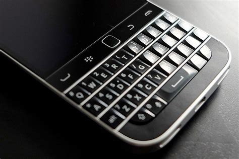 Canadian police have had BlackBerry’s global encryption key since 2010