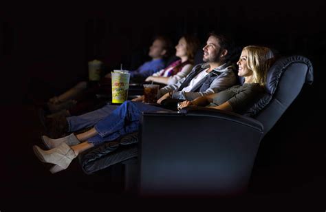 Hoyts recliners