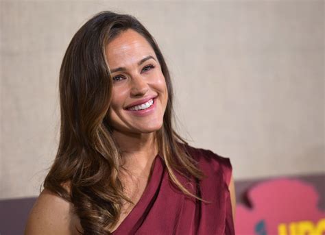 Jennifer Garner Buys Brentwood Park Los Angeles Home for $7.9 Million | Observer