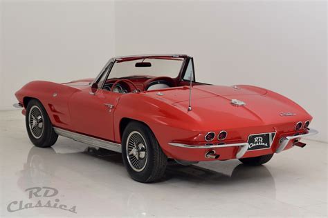 Chevrolet Corvette C2 Convertible – RD Classics