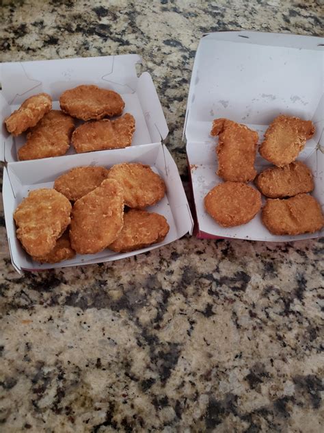 20 piece chicken nuggets... : r/mildlyinfuriating