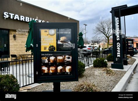 Starbucks Coffee drive thru, Maryland, USA Stock Photo - Alamy