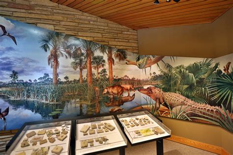 Fossil Butte exhibit – Travels with Dan