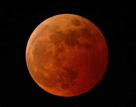 Lunar Eclipse, January 20, 2019 | OneTubeRadio.com