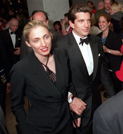 Carolyn Bessette-Kennedy, JFK Jr.'s Wife: 5 Fast Facts