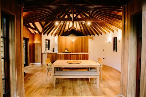 Interior Design In Treehouse Construction: A Few Basic Principles