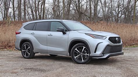 2021 Toyota Highlander XSE: What's Different About This Sporty Trim?