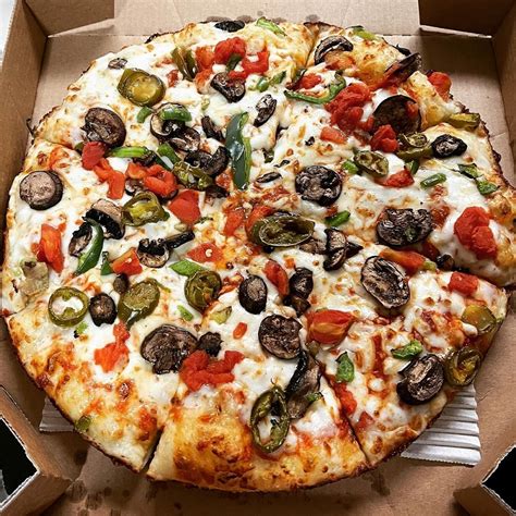 Domino's Toppings: Meat, Veggie, Cheese, and Sauce Choices