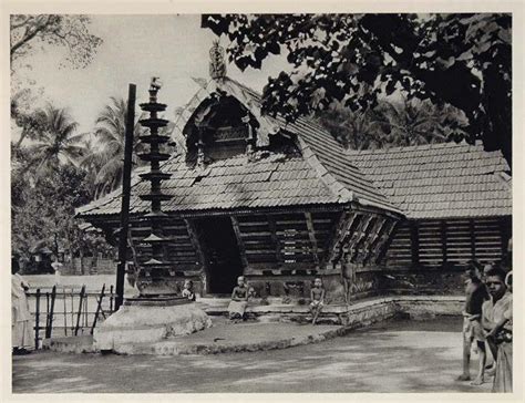 Very Old and Rare Photos, Pictures of Kerala, India: Chittoor Sree Krishna temple in 1928