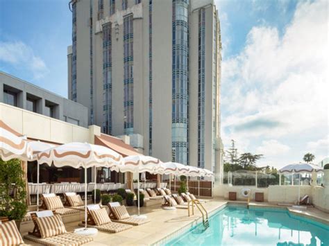 10 Stunning Art Deco Hotels In The U.S. To Book ASAP