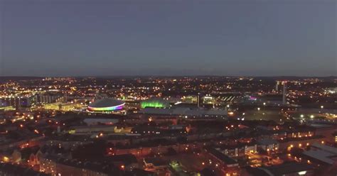 Incredible drone footage shows Glasgow's stunning skyline at night ...